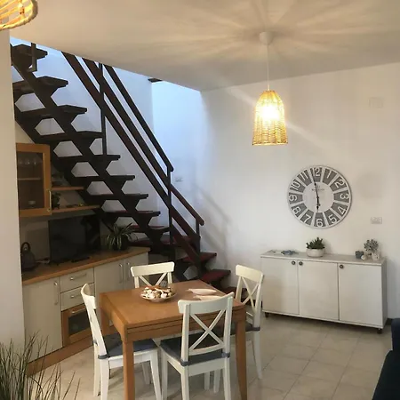 & Sea * Giardini-Naxos