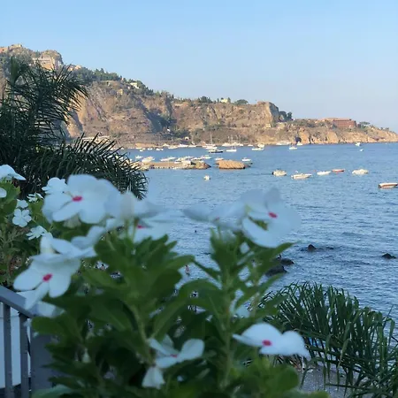 Сasa de vacaciones & Sea Giardini-Naxos